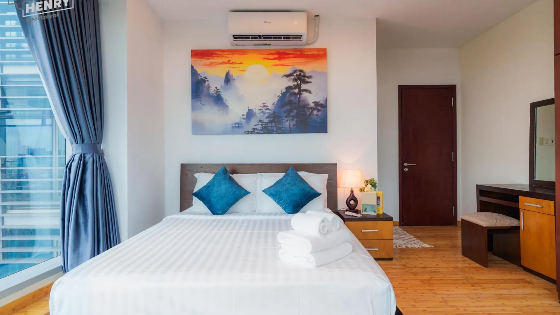 Son&Henry Sailing Tower Apartment Ho Chi Minh City Vietnam