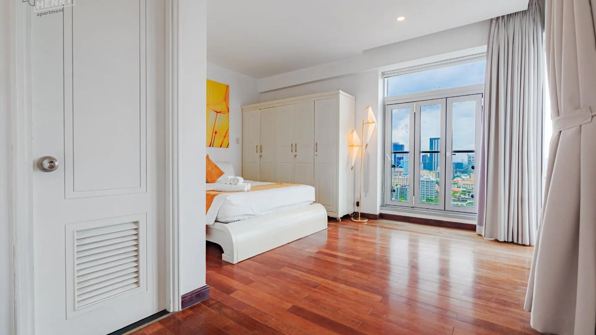 Son&Henry Sailing Tower Apartment Ho Chi Minh City Vietnam